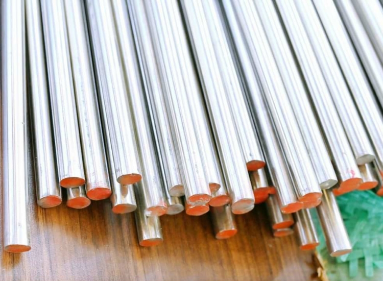 LÁP TRÒN ĐẶC 304- PHI 5|STAINLESS STEEL 304 ROUND BAR , Diameter 5mm