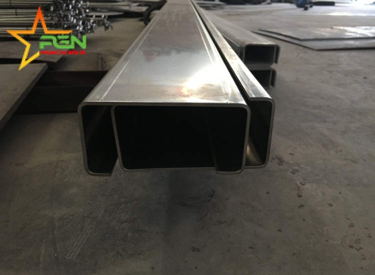 GIA CÔNG CHẤN CHỮ L,CHỮ V VÀ CÁC HÌNH DẠNG KHÁC INOX 304/316/201/430
