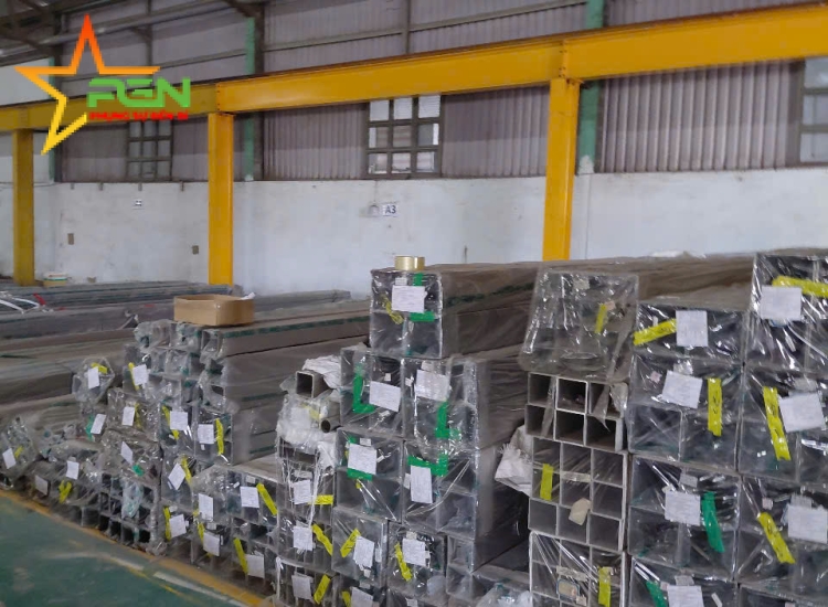 HỘP VUÔNG INOX 304/316 - 150 x 150 x 6.0MM