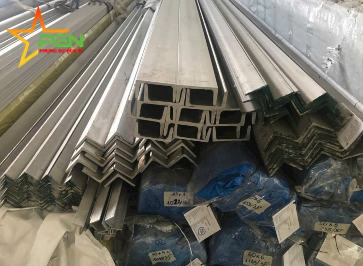 VÊ ĐÚC INOX 316/316L: 40 x 40 x 5.0 x 6 M